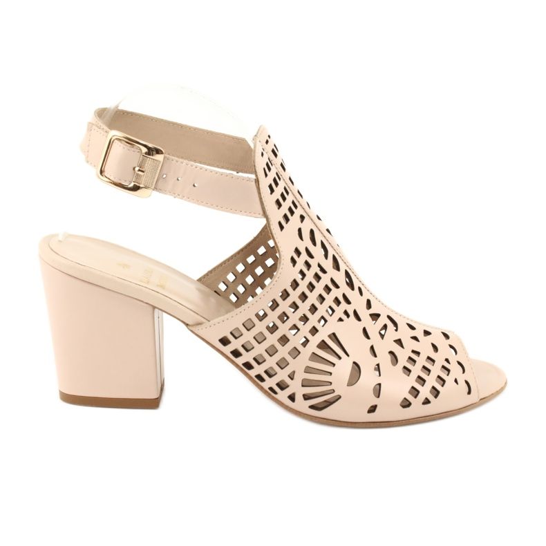 Sandalen auf einer Bar Laura Messi 1924 Leder Beige Montoro rosa