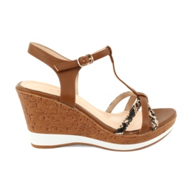 Sandalen auf dem Keil Sergio Leone SK308 braun