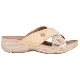 Hausschuhe auf der VINCEZA-Plattform beige