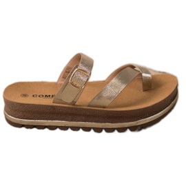 Comer Hausschuhe auf der Fashion-Plattform gelb