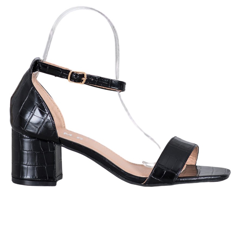 SHELOVET Lässige Sandalen an einer Bar schwarz