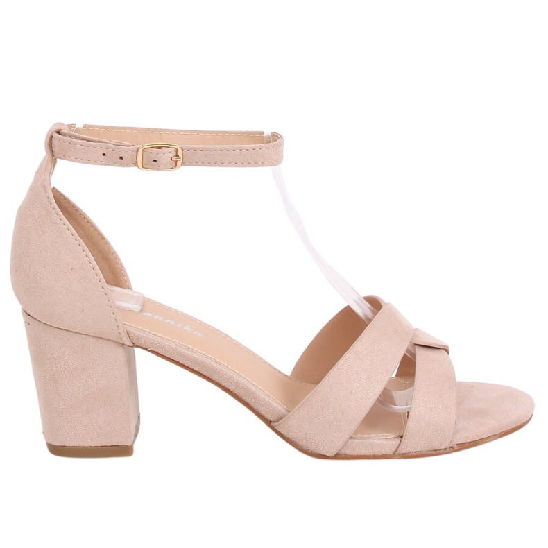 Sandalen mit niedrigem Absatz beige A3082 Beige