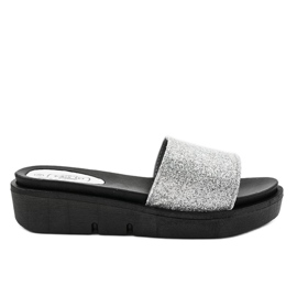 Silber glänzende Hausschuhe E3969 grau