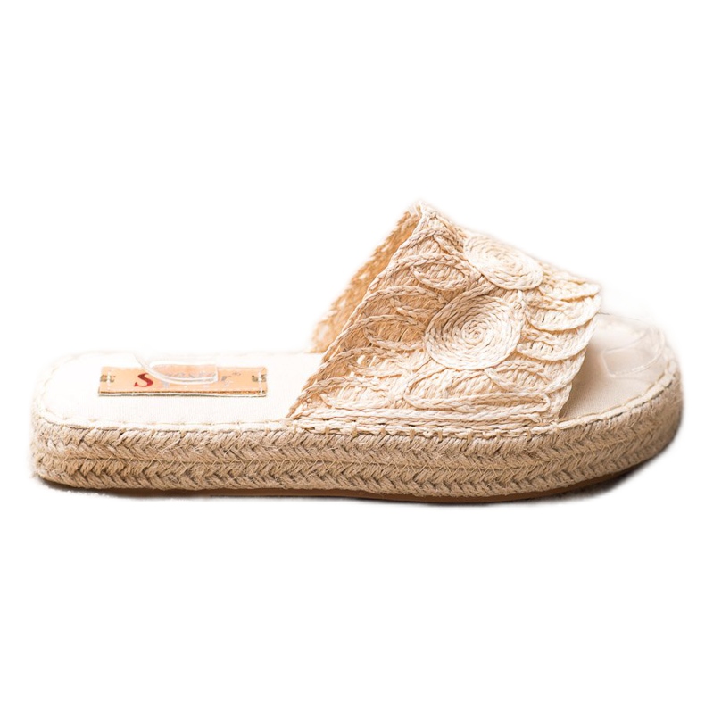 Seastar Hausschuhe auf einer Strohplattform beige