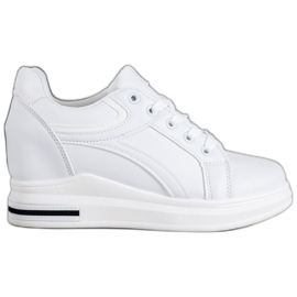 SHELOVET Weiße Sneaker mit Keilabsatz