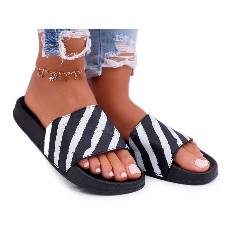 Aynna Damen Hausschuhe in Schwarz