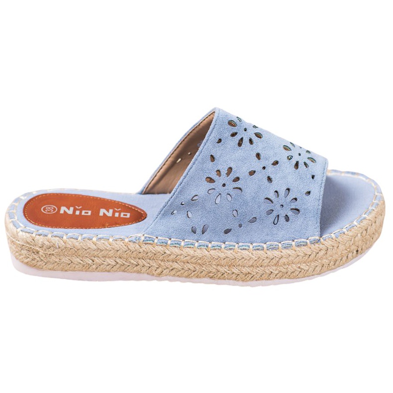Nio Nio Hausschuhe auf einer Strohplattform blau