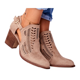 Bellucci Damenstiefel mit Cut-Out Spring Beige Velluci