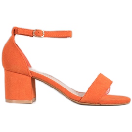 Nio Nio Bequeme Sandalen an einer Bar orange