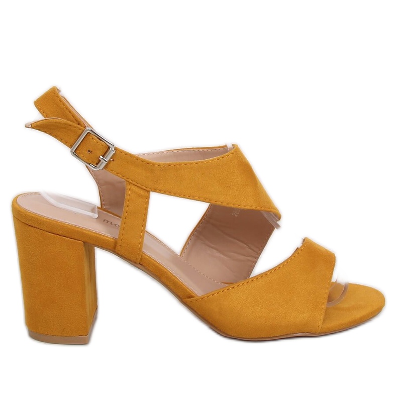 Sandalen auf dem Posthonig 2800 Gelb