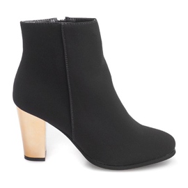 BM Graue Stiefel auf einem Pfosten B2908 Grau