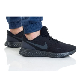 Nike Revolution 5 4EU M BQ6714-004 Schuh schwarz