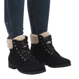 Schwarze isolierte Schnürstiefel C-7100