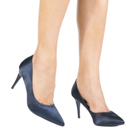 Marineblaue Pumps auf einem LEI-160-Absatz
