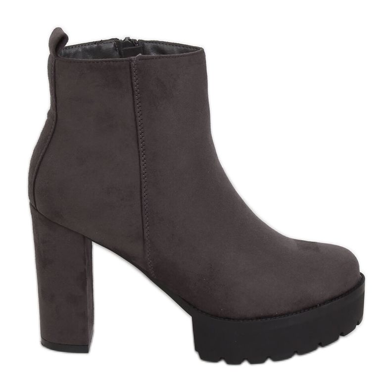 Graue Stiefel auf der grauen Plattform RB24P Grau