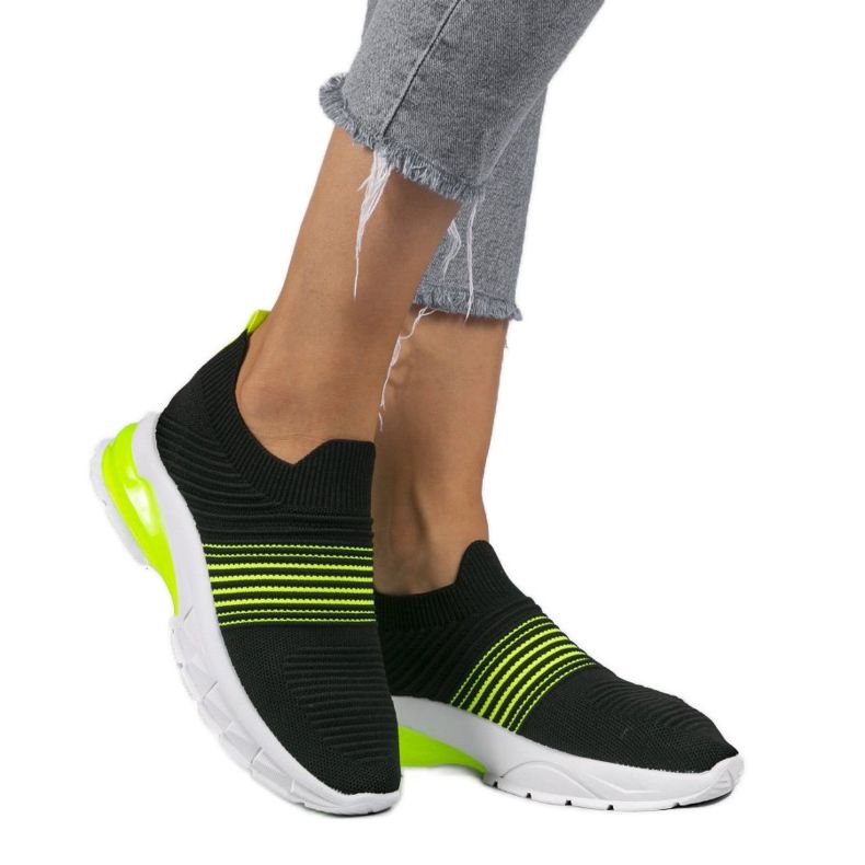 Sport-Slipper in Schwarz und Grün 8087-SP