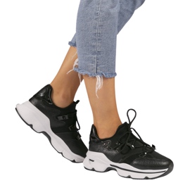 Schwarze Lycra-Sneaker C947