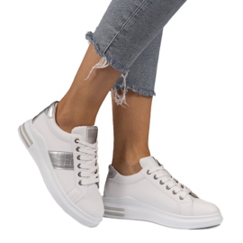 Weiße modische Sneaker mit Kunstleder C912 silber- grau