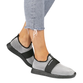 Schwarze Sport-Slipper SJ1972-1