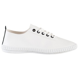 SHELOVET Leichte Sneakers mit Öko-Leder weiß