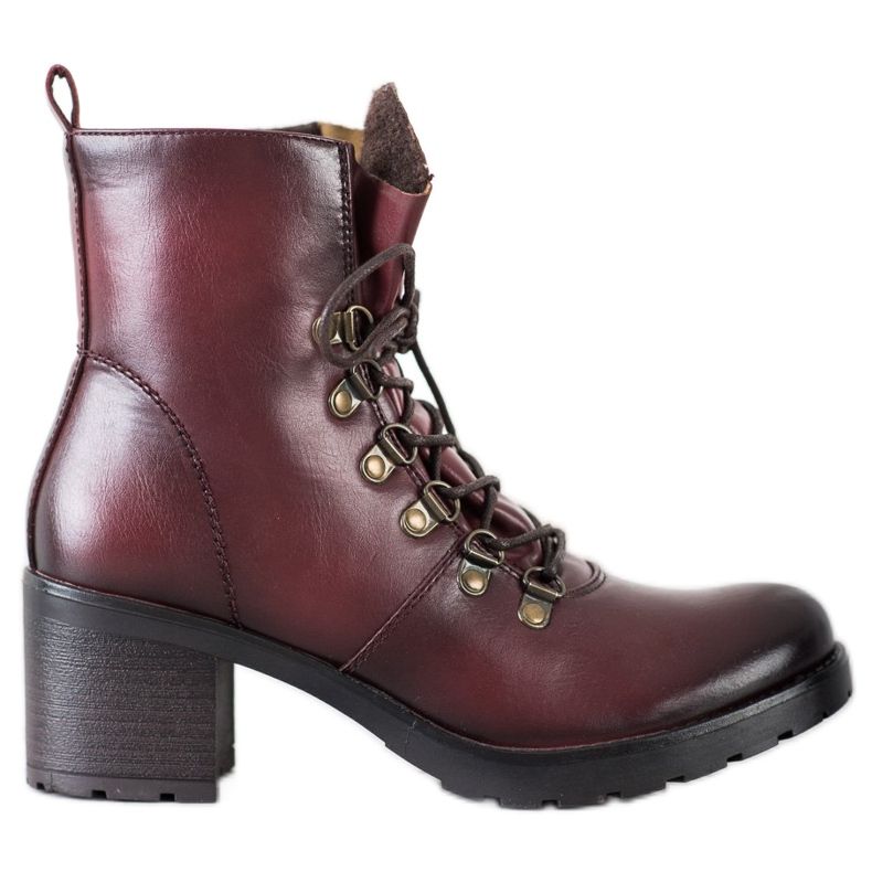 Arbeiter auf der Post von VINCEZA rot