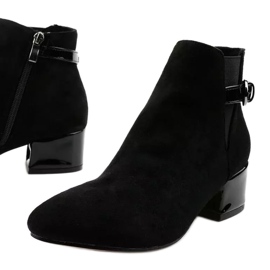 Schwarze Stiefel mit kleinem Pfosten von Brizaris