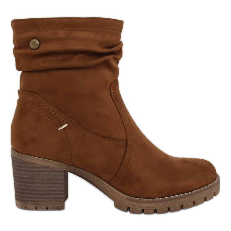 Braune Stiefel mit weitem Absatz QQ-02 Camel