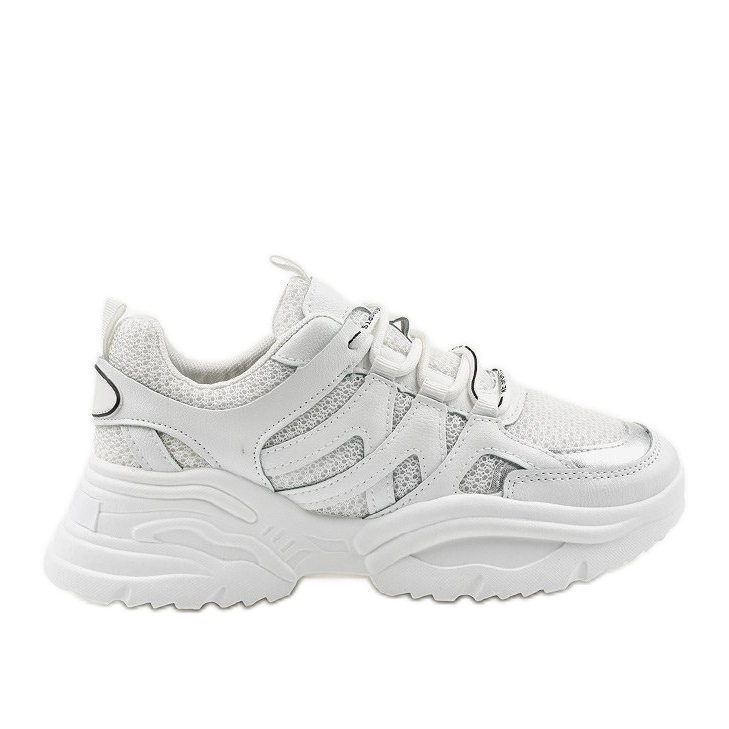 Cahraelas weiße Turnschuhe