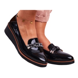 Vinceza Schwarze Damenmokassins mit Lackierung auf dem Abba-Keil grau