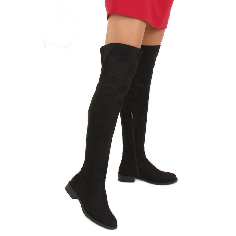 Schwarze Stiefel, MR-2 Schwarz