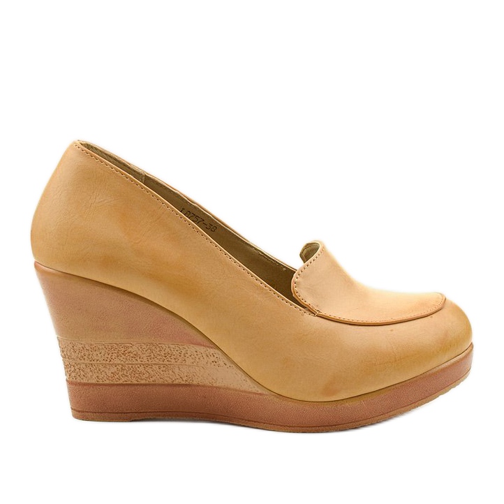 Beige Pumps am Cofton Keilabsatz