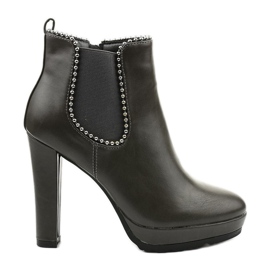 Graue Stiefel am Pfosten mit Reißverschluss und Circus Gummizug