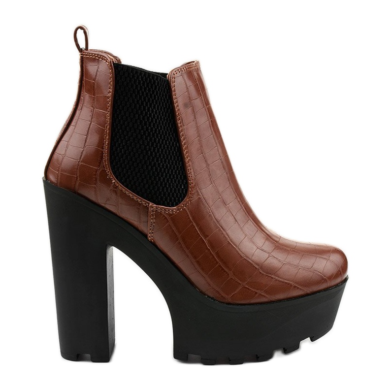 Kamelstiefel auf dem Zellola-Pfosten braun