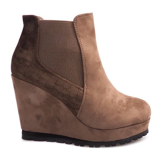 Keilstiefel aus Wildleder 7-GK7851B braun