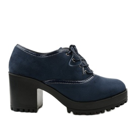 Marineblaue Stiefeletten, die auf einem Clearfall-Block geschnürt werden navy blau