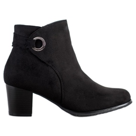 Bequeme schwarze Stiefel