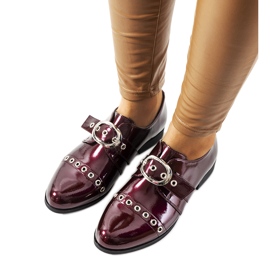 Burgunderrot lackierte Schuhe mit C18-6263-2 Schnalle mehrfarbig