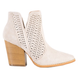 Bella Paris Durchbrochene Booties auf der Post beige