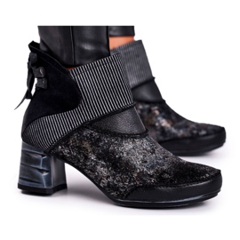 Warme Lederstiefel für Damen Maciejka Marineblau 03790-20