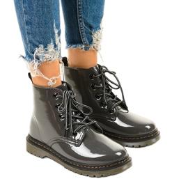 Graue Lackstiefel TL143-7