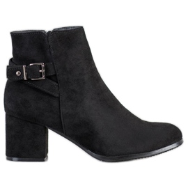 J. Star Schwarze Stiefel auf High Heels
