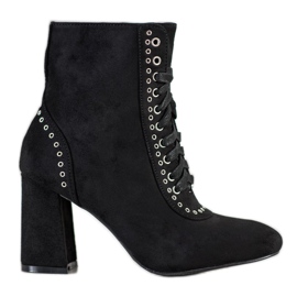 SHELOVET Gebundene Stiefeletten an einem Pfosten schwarz