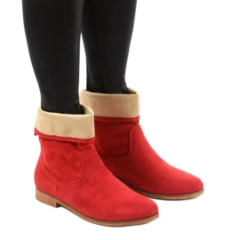 Islevine rote Wildleder-ähnliche Slip-On-Stiefel
