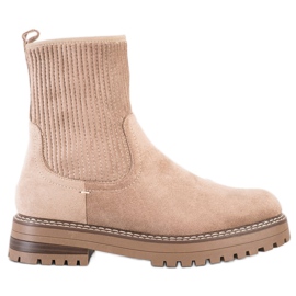 SHELOVET Passende Stiefeletten auf dem Plateau beige