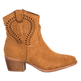 Cm Paris Cowgirls mit einem Muster braun