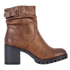 SDS Hohe Stiefel mit Isolierung braun