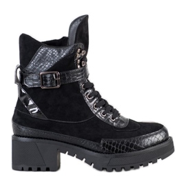 Gogo Arbeiter am Pol schwarz