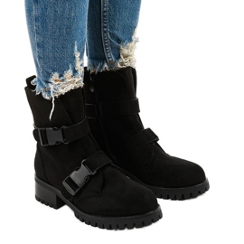 Schwarze isolierte Damenstiefel von Irinrahne