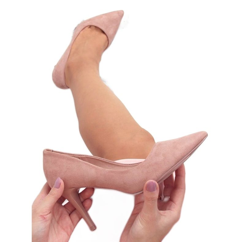 Bequeme Pumps auf einem schmutzigen rosa LE012P Pink Pin