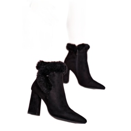 Stiefel auf einem Absatz mit Pelz Wildleder Schwarz Sophie